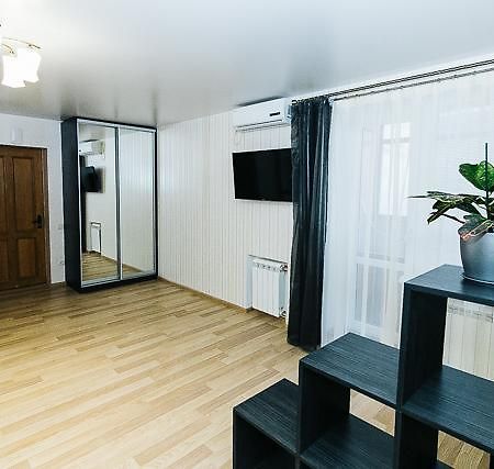 Vip Apartment Ob Gorkogo Square Sumy Eksteriør bilde